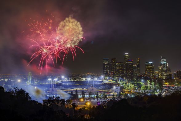 Best Places To Watch Fireworks On New Year’s Eve In Los Angeles